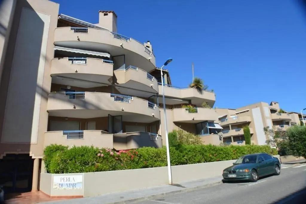 Joli 2 Pieces Climatise Avec Terrasse Lägenhet Cavalaire-sur-Mer 0*,  Frankrike